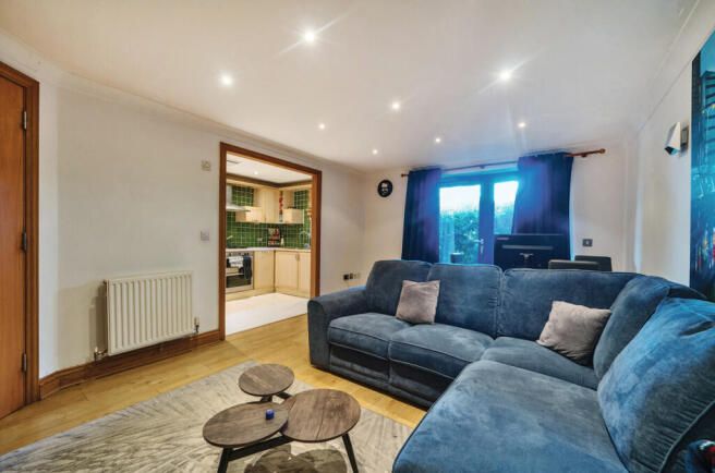 1316374-17-686678...