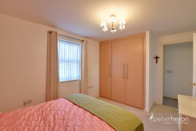 Bedroom 1 - rear facing