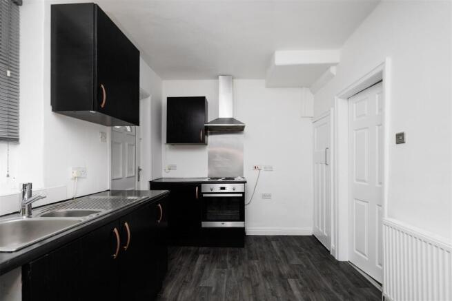 2 bed Terraced for sale Image 8