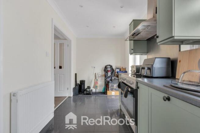 3 bed Semi-Detached for sale Image 4