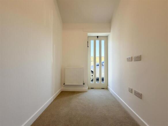 2 bed Detached Bungalow to rent Image 12