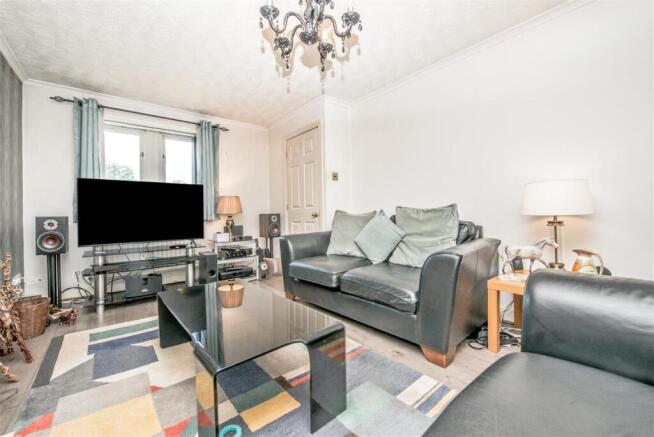Living Room: