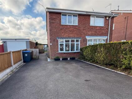 Rennie Crescent, Cheddleton, Leek