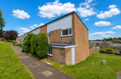 35 Hillside Park, Bodmin, PL31 2NB