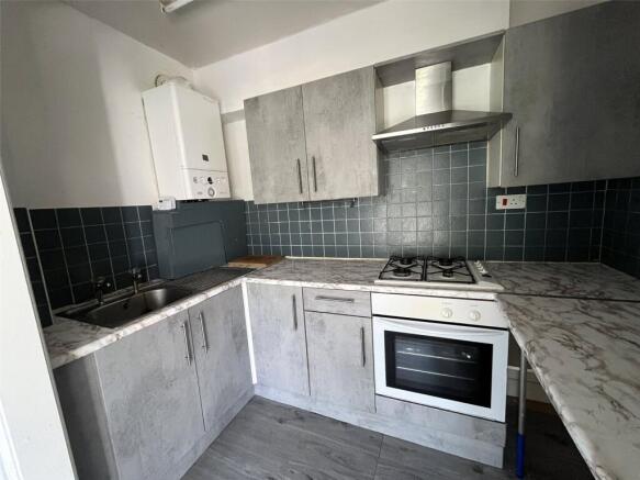 2 bed Apartment for sale Image 5