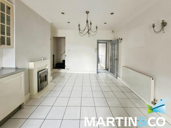 3 bed Terraced for sale Image 7