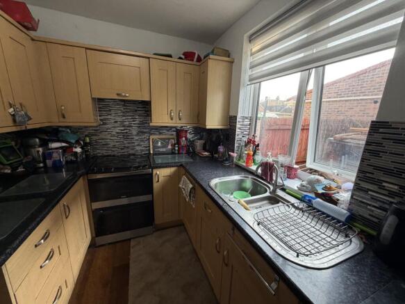 3 bed Semi-Detached for sale Image 5