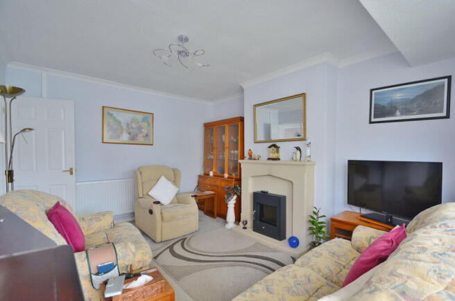 Ludsden Grove, Thame photo 4