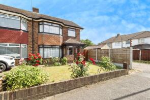 2, Stephen Avenue, Rainham RM13 7NB