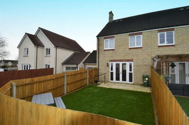 GARDEN FROM REAR