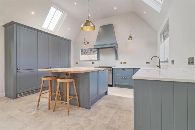 Kitchen 3.jpg