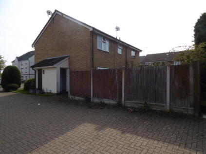 Mulberry Gardens, Witham,