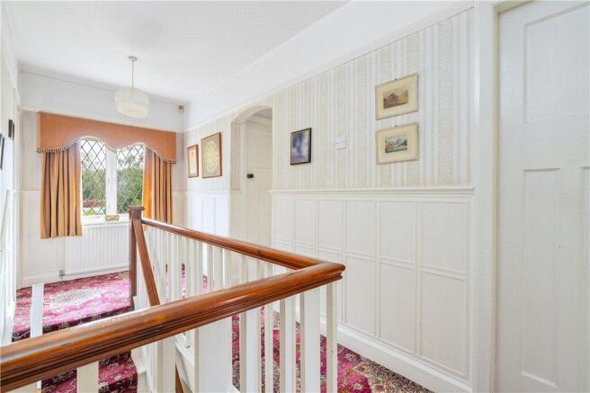 4 bed Semi-Detached for sale Image 11
