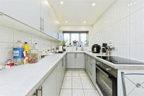 Sharalea, Chapel Hill, Dover CT15 4BA