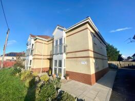 Flat 3, 33 Highridge Court, Highridge Green, Bedminster Down, Bristol BS13 8BY