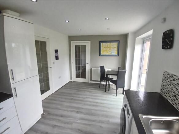 DINING KITCHEN