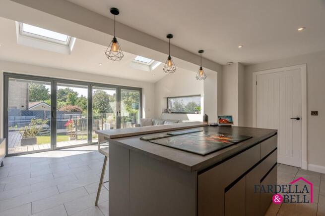 3 bed Detached for sale Image 8