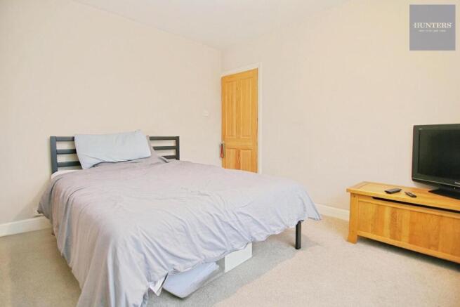 3 bed Semi-Detached for sale Image 12