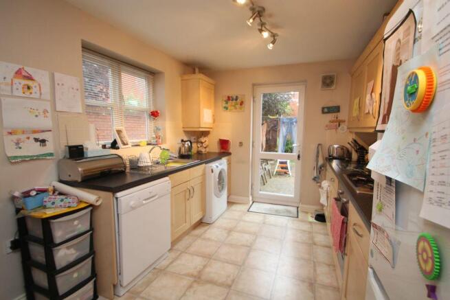 kitchen1.JPG