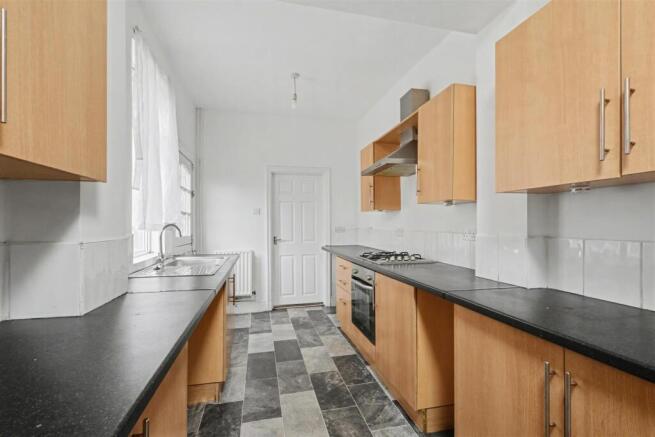 177 Granville Avenue kitchen.jpg