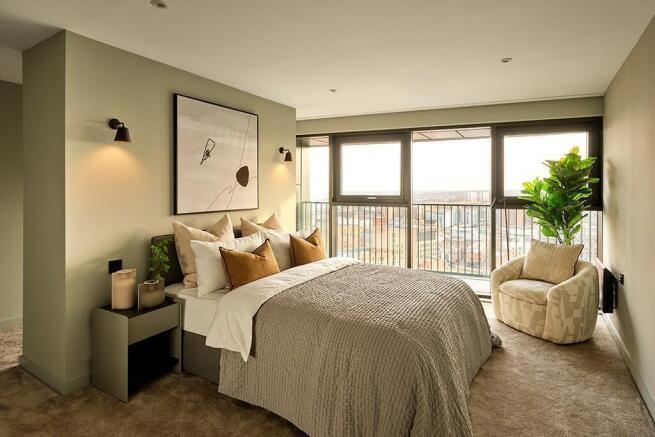 3 bed Flat to rent Image 12