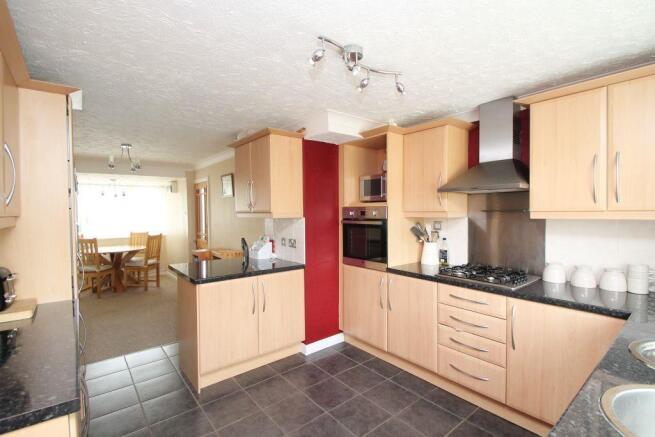 kitchen 1.JPG