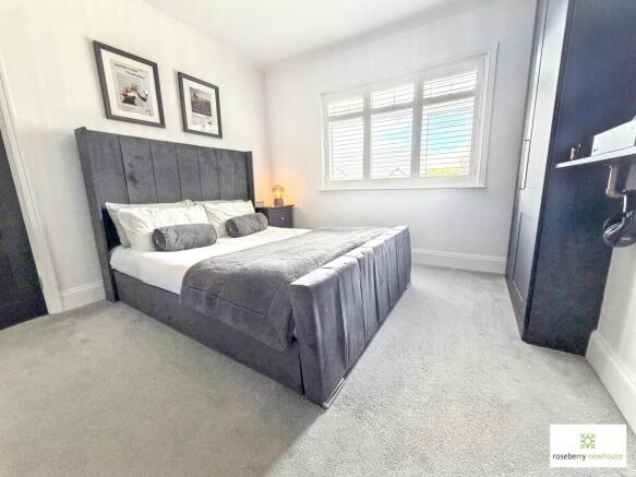 3 bed Semi-Detached for sale Image 11