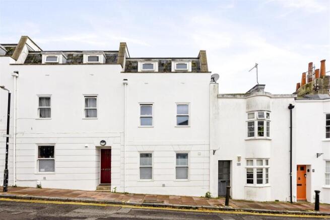 Castle Street, 40, flat 8-010.JPG