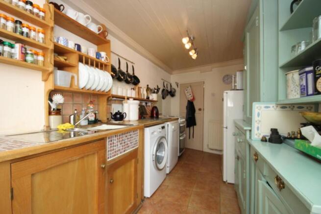 FITTED KITCHEN AND SUN ROOM