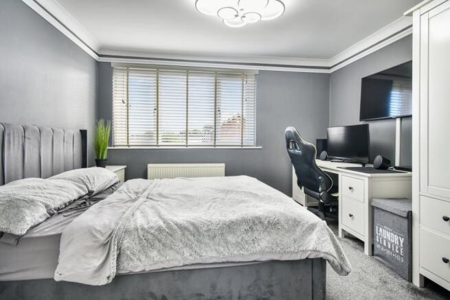 2 bed Terraced for sale Image 8