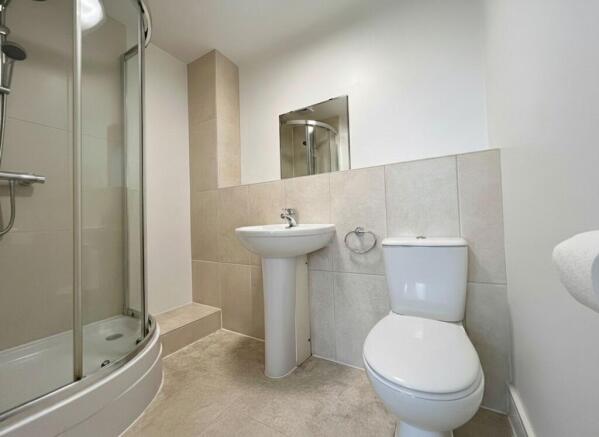 2 bed Apartment for sale Image 7