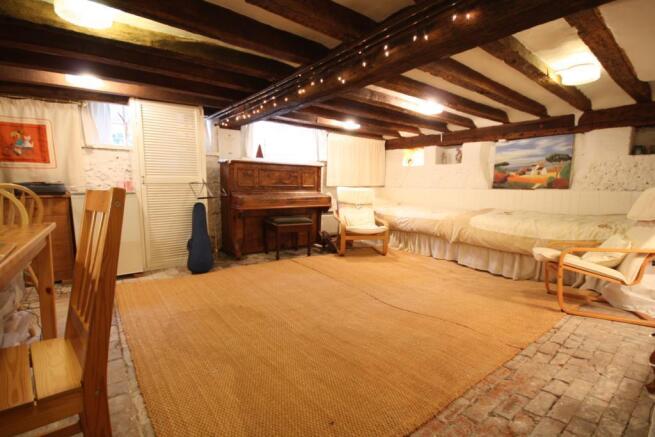 Basement/ Guest Bedroom