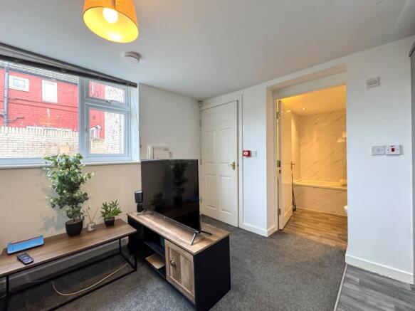 1 bed Apartment for sale Image 6