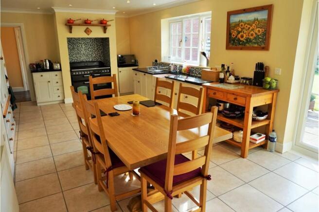 Kitchen / Diner