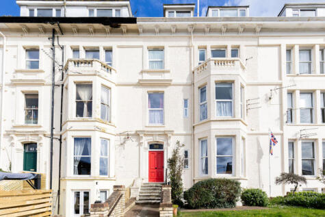 Exeter Road, Exmouth, EX8 1