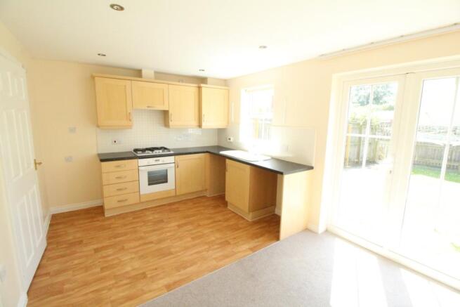 Kitchen / Dining Roo