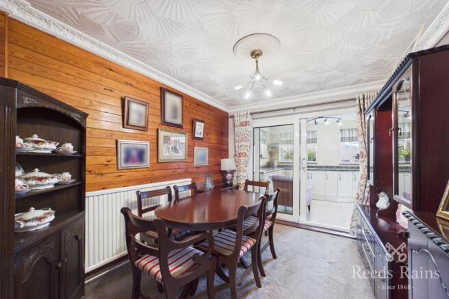 3 bed Detached for sale Image 10