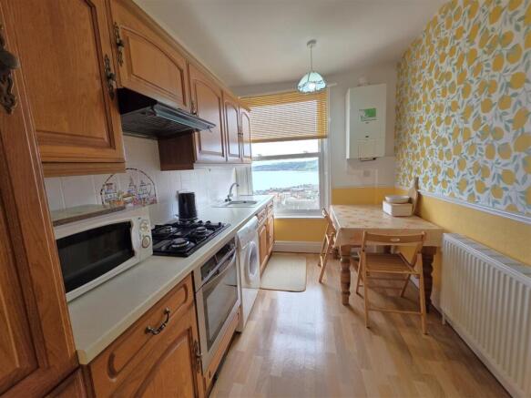 2 bed Apartment for sale Image 7