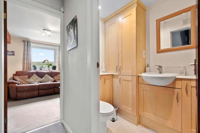 3 bed Town House for sale Image 11