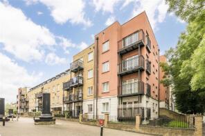 Flat 22, 6 Mercer Court, Candle Street, London E1 4SF