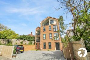 Flat 4, 10a Mulberry Park Apartments, Lawrie Park Crescent, Sydenham, London SE26 6AX