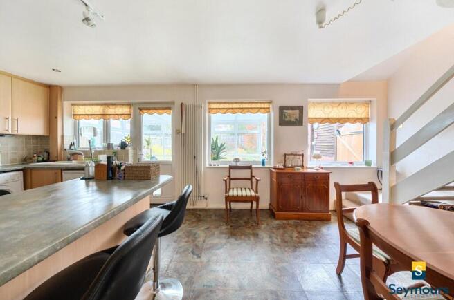 Kitchen/Dining