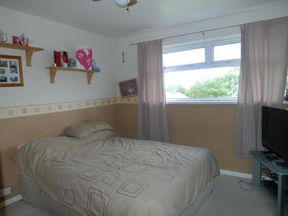 FRONT BEDROOM