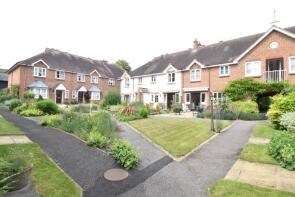 12, Grovelands, Maidstone ME17 2QR