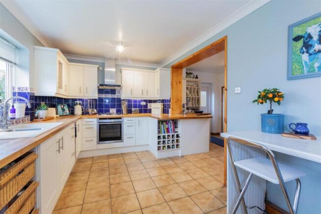 5 Old Croft Close-08.jpg