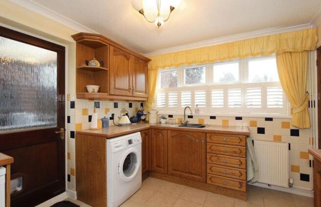 KITCHEN 2
