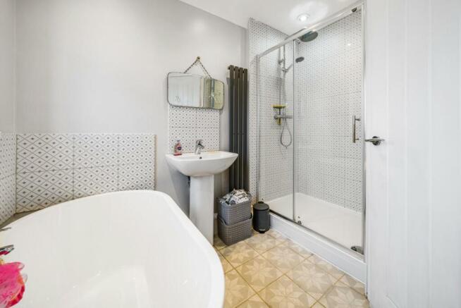 BATH & SHOWER ROOM.jpg