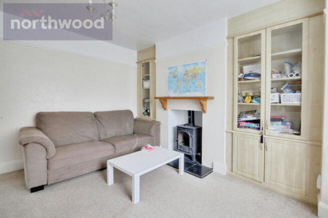 4 bed Semi-Detached for sale Image 4