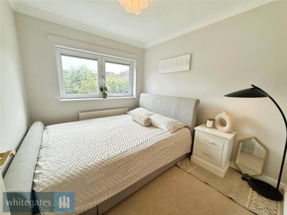 4 bed Detached for sale Image 7