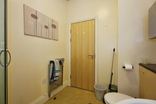 1 bed Flat for sale Image 10